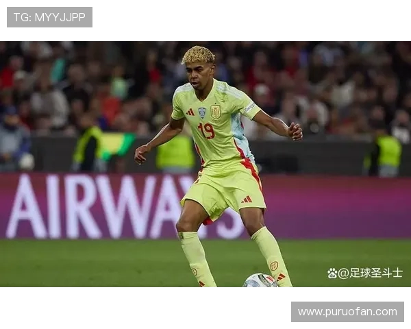 德拉富恩特谈卡瓦哈尔与亚马尔冲突 强调球队如一家人般团结一致 德拉富恩特谈卡瓦哈尔与亚马尔冲突 强调球队如一家人般团结一致