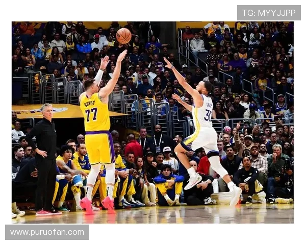 原创詹姆斯纪录继续坚挺!湖人主场17分大败太阳,狄龙疯狂对飙东契奇